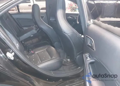 2018 Mercedes-Benz Cla 250 4Matic z USA, uszkodzony, nr VIN WDDSJ4GB9JN555351